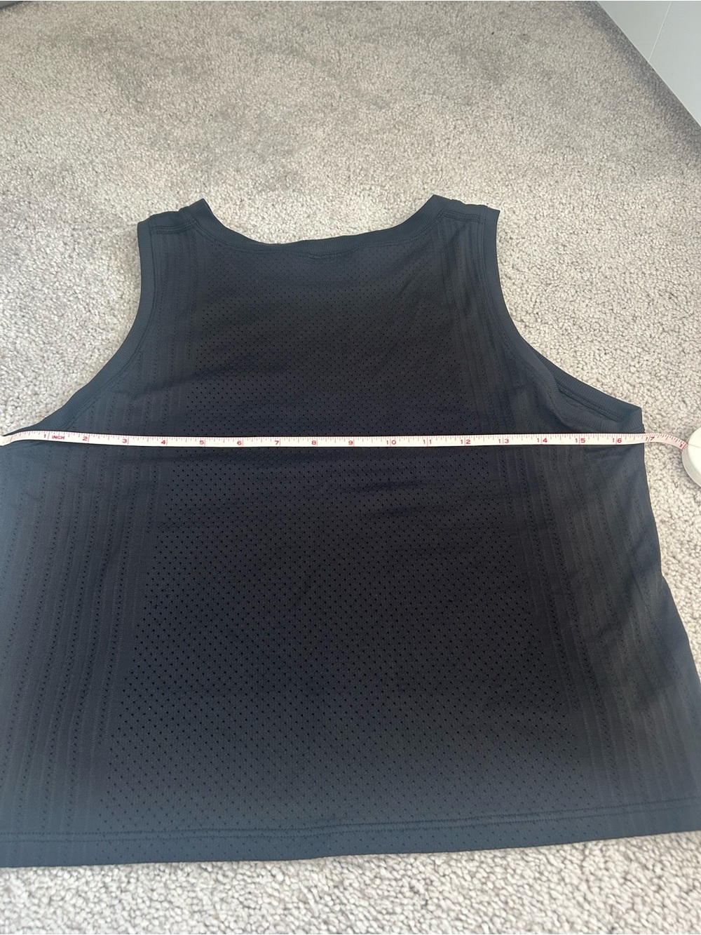 Lululemon Black Train to Be Cropped Tank size 6 - Picture 8 of 8